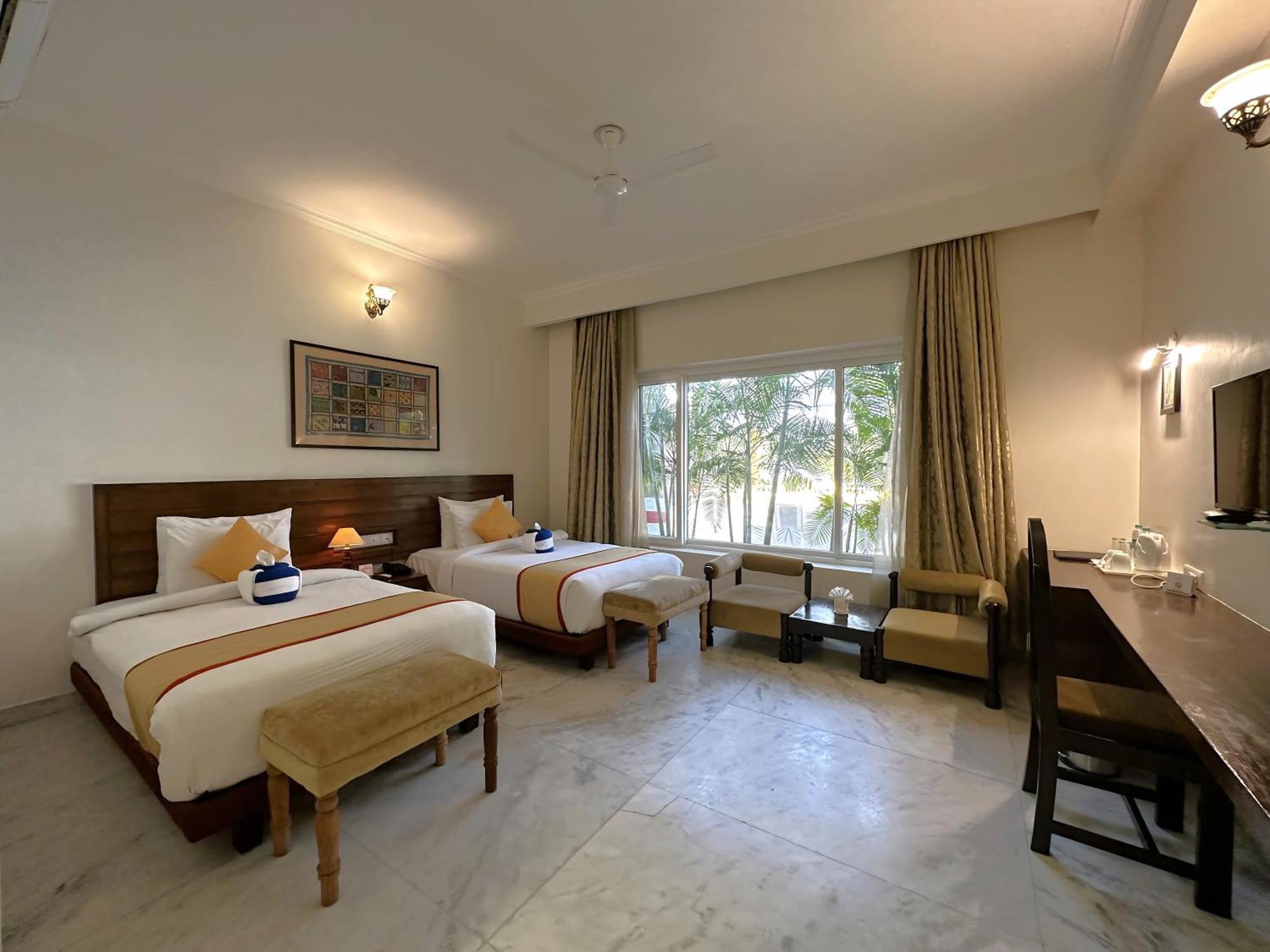 A S Hotels Khadzsuráhó Kültér fotó