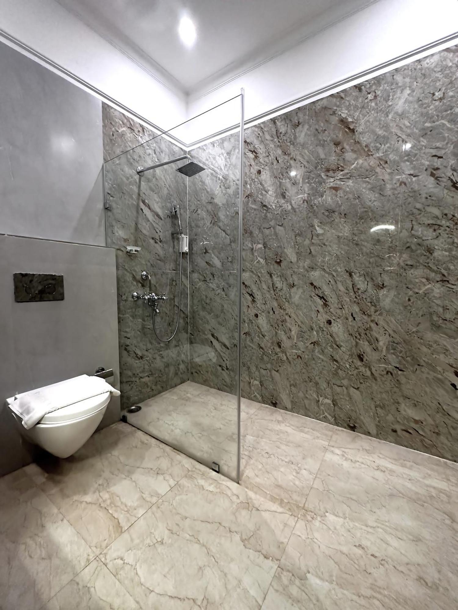 A S Hotels Khadzsuráhó Kültér fotó