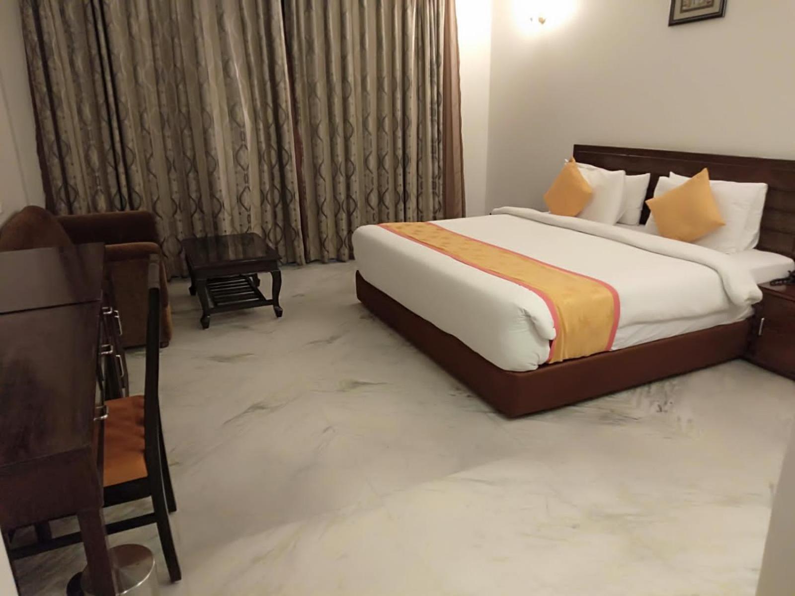 A S Hotels Khadzsuráhó Kültér fotó