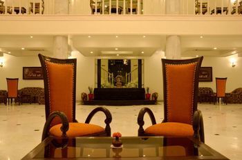 A S Hotels Khadzsuráhó Kültér fotó